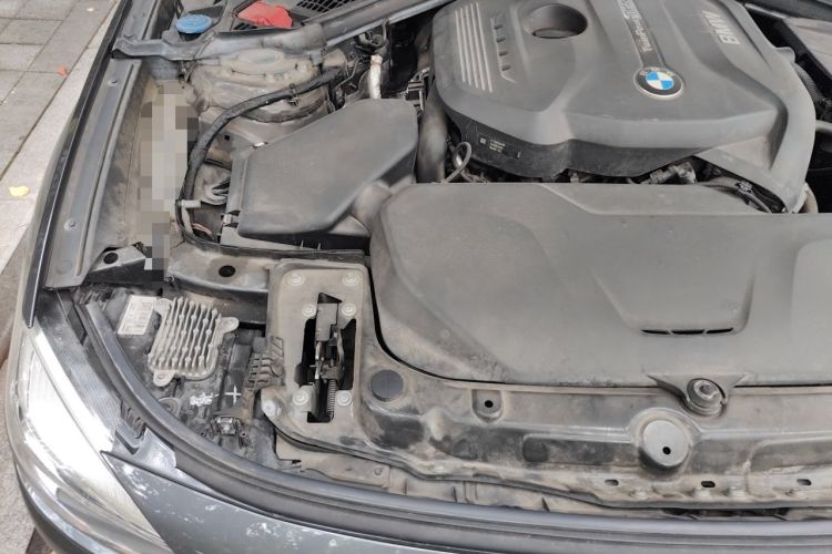Used BMW 3 Series GT 2020 320i M Sport Package Engine Bay Right