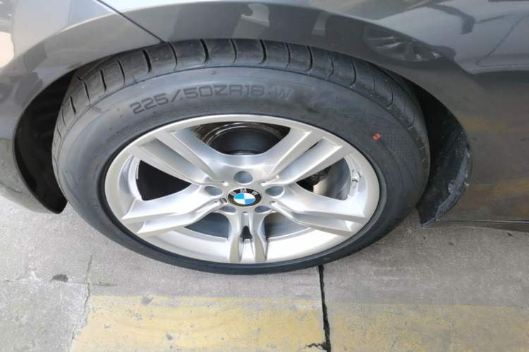 Used BMW 3 Series GT 2020 320i M Sport Package Exterior 2