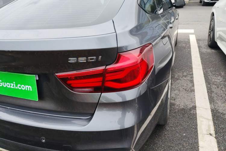 Used BMW 3 Series GT 2020 320i M Sport Package Exterior 3