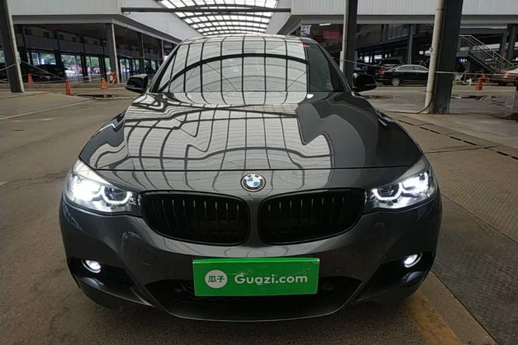 Used BMW 3 Series GT 2020 330i M Sport Night Edition Front