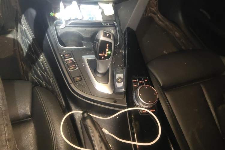 Used BMW 3 Series GT 2020 320i M Sport Package Gear Lever