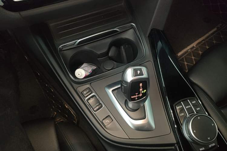 Used BMW 3 Series GT 2020 320i M Sport Package Gear Lever