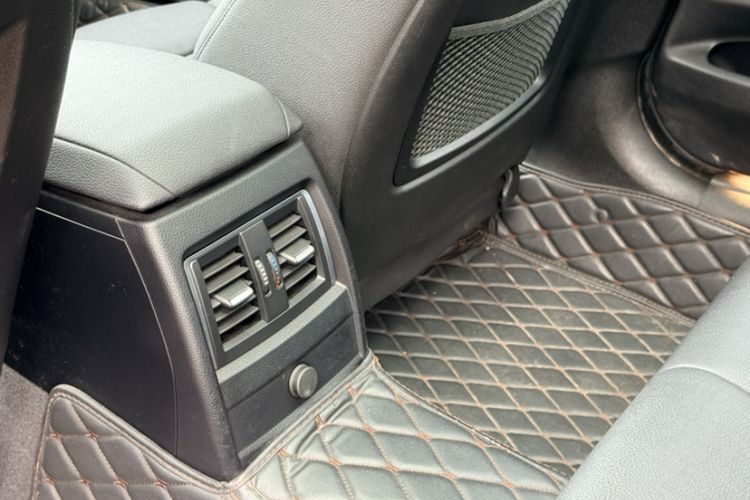 Used BMW 3 Series GT 2020 320i M Sport Package Interior 2