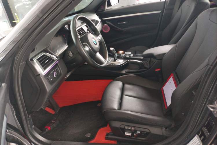 Used BMW 3 Series GT 2020 320i M Sport Package Left Front Seat