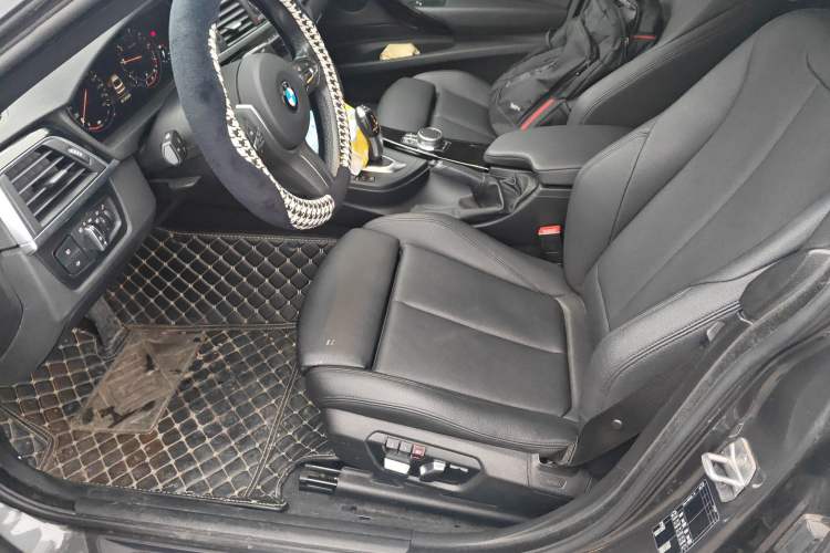 Used BMW 3 Series GT 2020 320i M Sport Package Left Front Seat