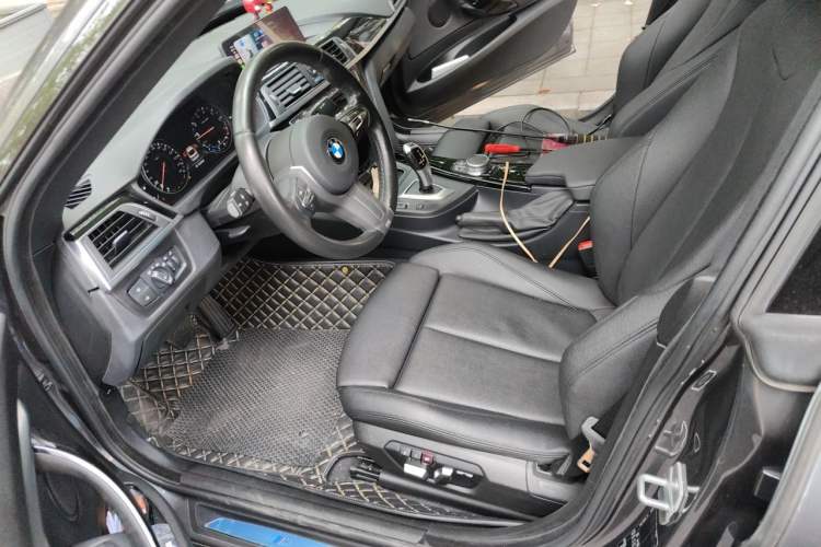 Used BMW 3 Series GT 2020 320i M Sport Package Left Front Seat