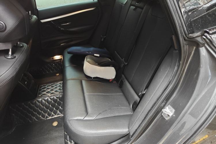 Used BMW 3 Series GT 2020 320i M Sport Package Left Rear Seat