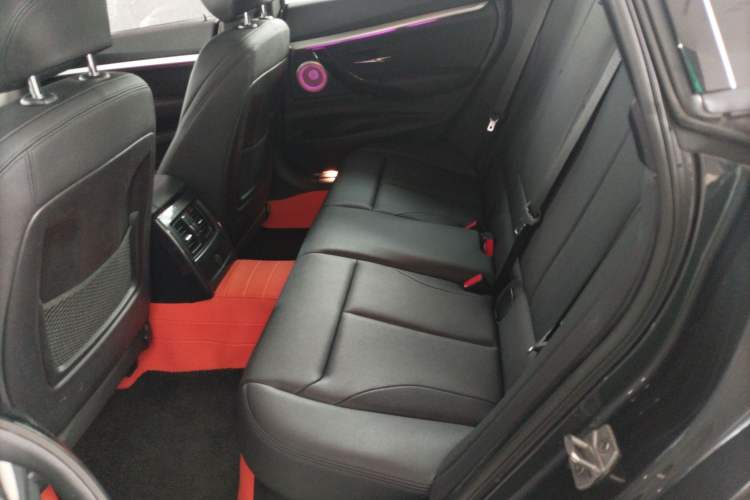 Used BMW 3 Series GT 2020 320i M Sport Package Left Rear Seat