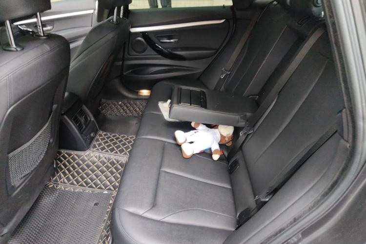 Used BMW 3 Series GT 2020 320i M Sport Package Left Rear Seat