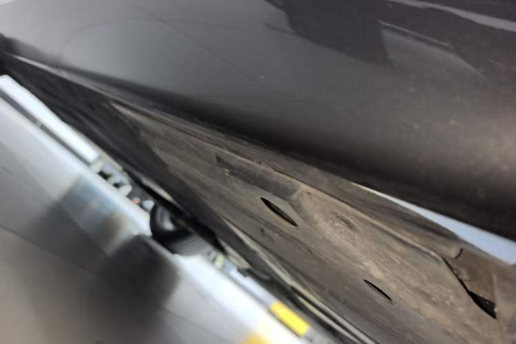 Used BMW 3 Series GT 2020 330i M Sport Night Edition Left Side Sill
