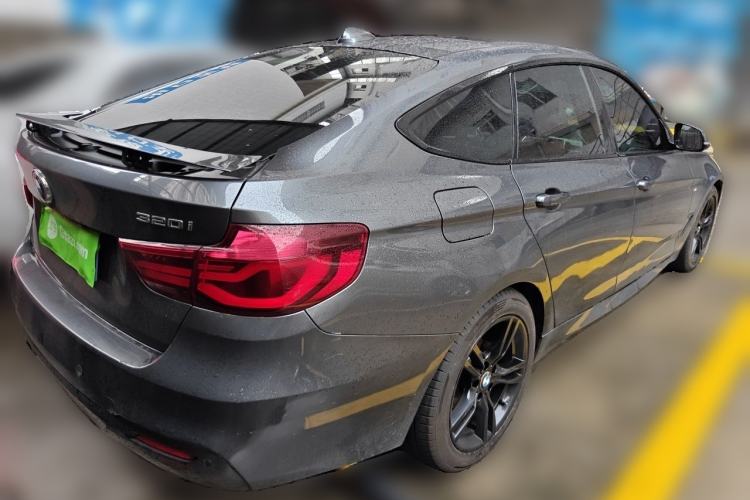 Used BMW 3 Series GT 2020 320i M Sport Package Rear Right 45 Deg