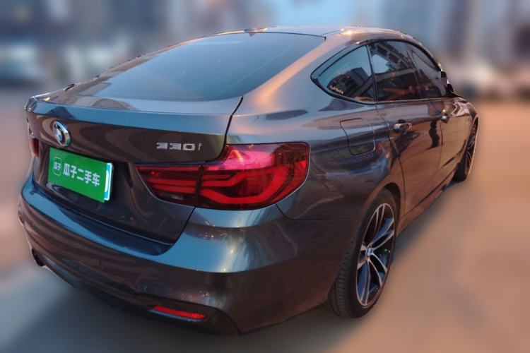 Used BMW 3 Series GT 2020 330i M Sport Night Edition Rear Right 45 Deg