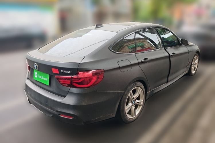 Used BMW 3 Series GT 2020 320i M Sport Package Rear Right 45 Deg