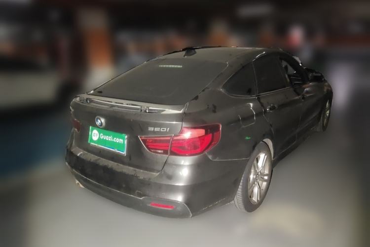 Used BMW 3 Series GT 2020 320i M Sport Package Rear Right 45 Deg