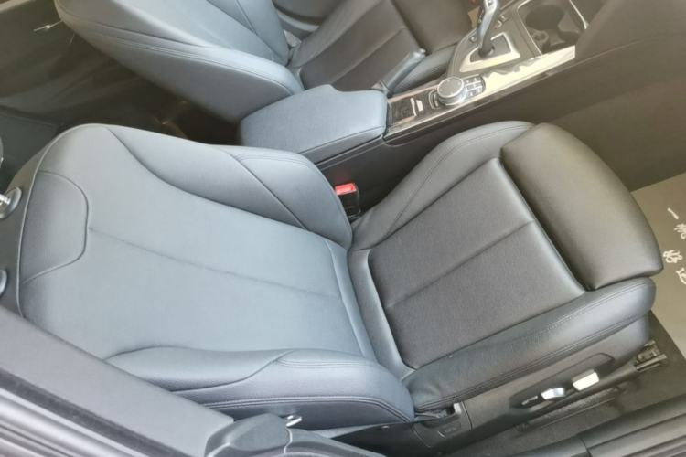 Used BMW 3 Series GT 2020 320i M Sport Package Right Front Seat