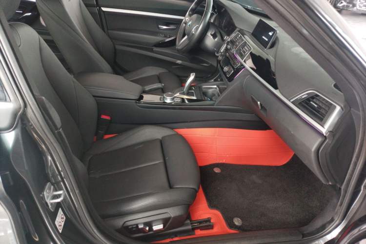Used BMW 3 Series GT 2020 320i M Sport Package Right Front Seat