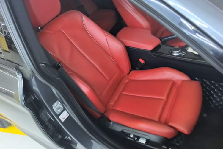 Used BMW 3 Series GT 2020 330i M Sport Night Edition Right Front Seat