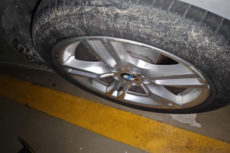 Used BMW 3 Series GT 2020 320i M Sport Package Right Front Wheel Hub