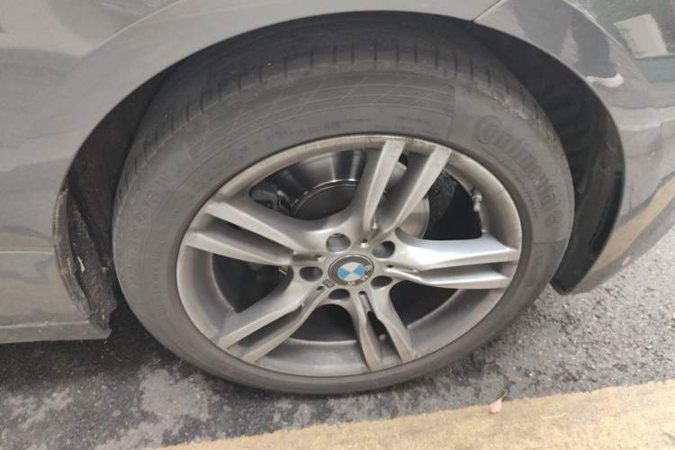 Used BMW 3 Series GT 2020 320i M Sport Package Right Front Wheel Hub