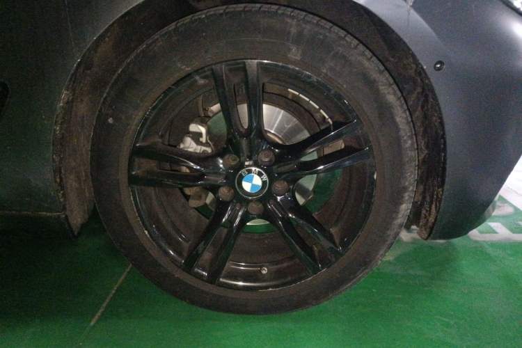 Used BMW 3 Series GT 2020 320i M Sport Night Edition Right Front Wheel Hub