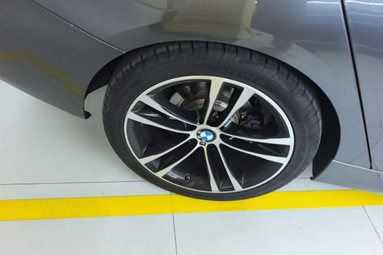 Used BMW 3 Series GT 2020 330i M Sport Night Edition Right Rear Wheel Hub