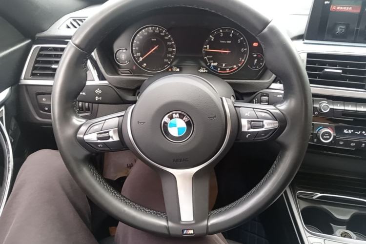 Used BMW 3 Series GT 2020 320i M Sport Package Steering Wheel