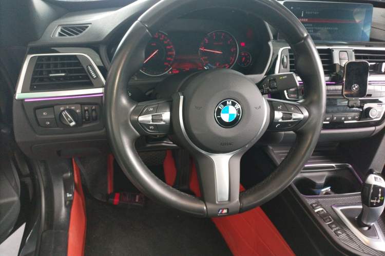 Used BMW 3 Series GT 2020 320i M Sport Package Steering Wheel