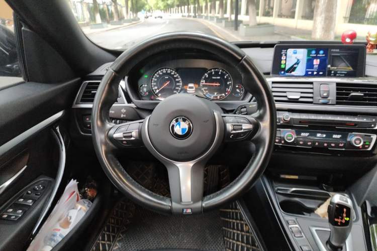 Used BMW 3 Series GT 2020 320i M Sport Package Steering Wheel