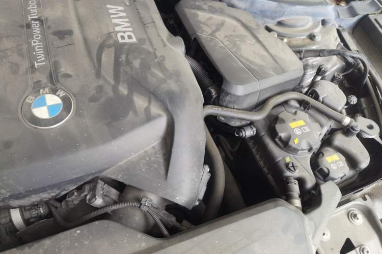 Used BMW 3 Series GT 2020 330i M Sport Night Edition Engine Bay Left