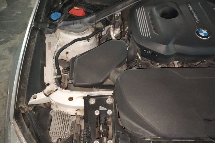 Used BMW 3 Series GT 2020 320i M Sport Package Engine Bay Right