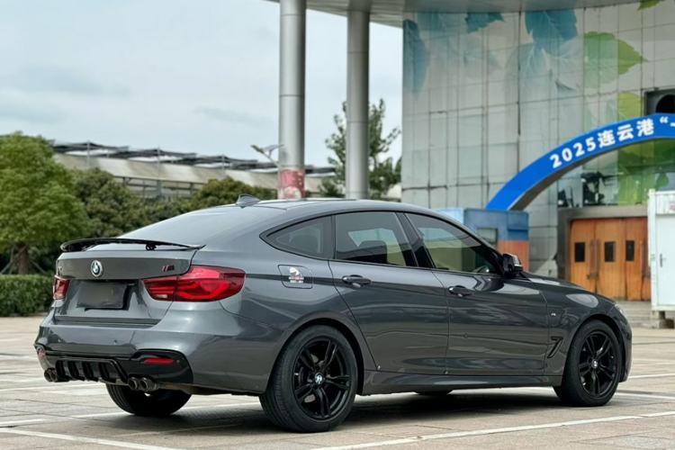 Used BMW 3 Series GT 2020 320i M Sport Package Exterior 3