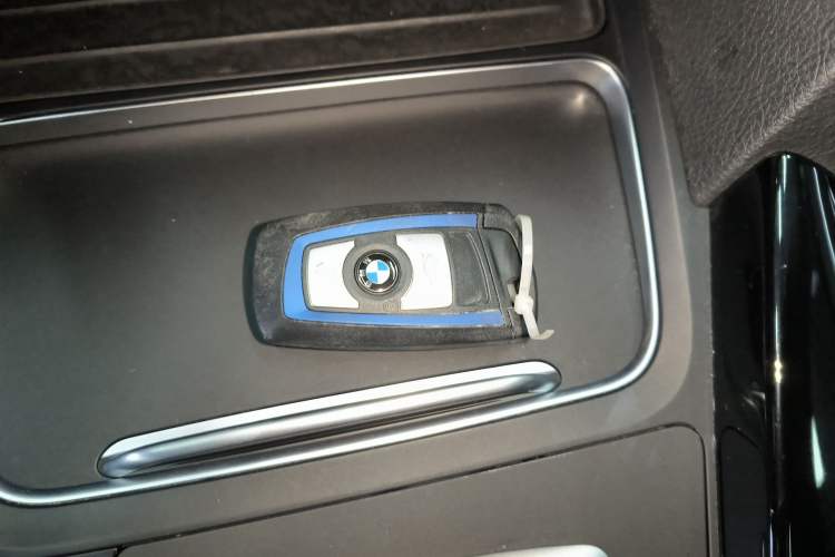 Used BMW 3 Series GT 2020 320i M Sport Package Interior 1