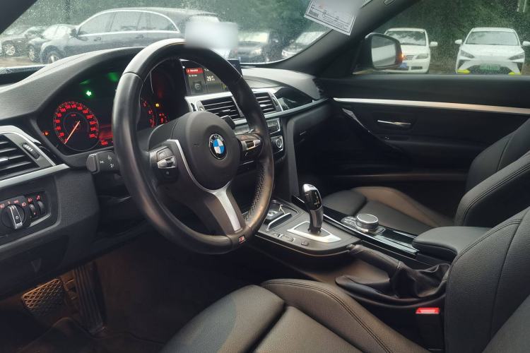 Used BMW 3 Series GT 2020 320i M Sport Package Interior 1