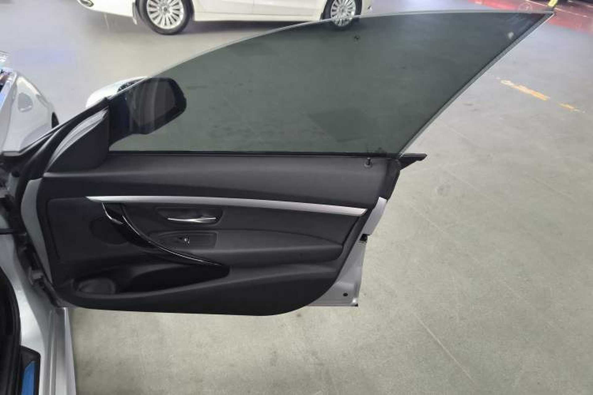 Used BMW 3 Series GT 2020 320i M Sport Package Interior 5