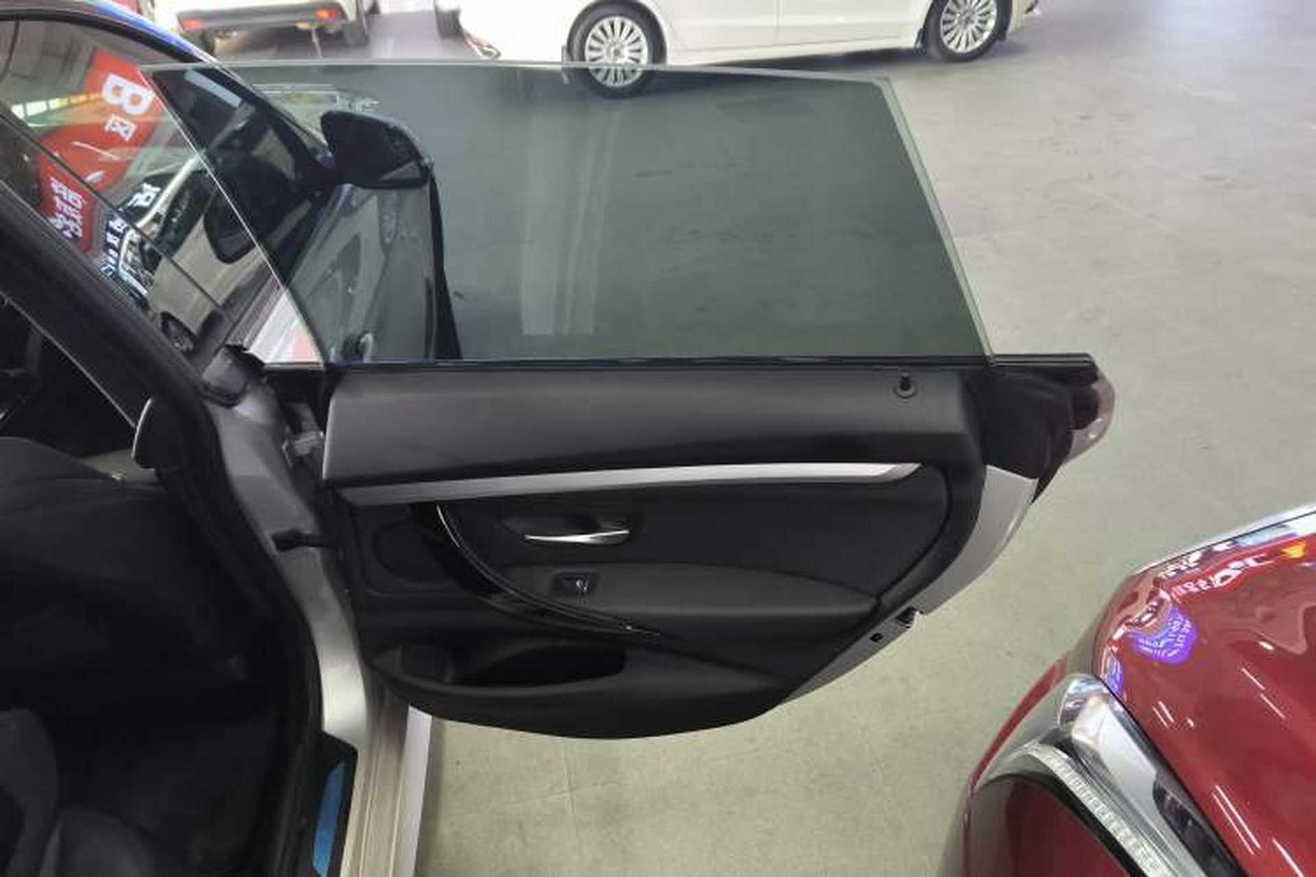 Used BMW 3 Series GT 2020 320i M Sport Package Interior 6