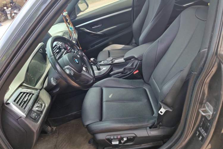 Used BMW 3 Series GT 2020 320i M Sport Package Left Front Seat