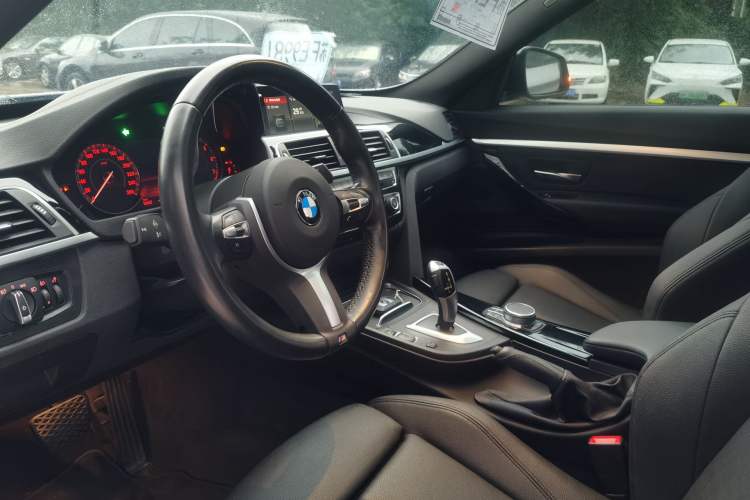 Used BMW 3 Series GT 2020 320i M Sport Package Left Front Seat