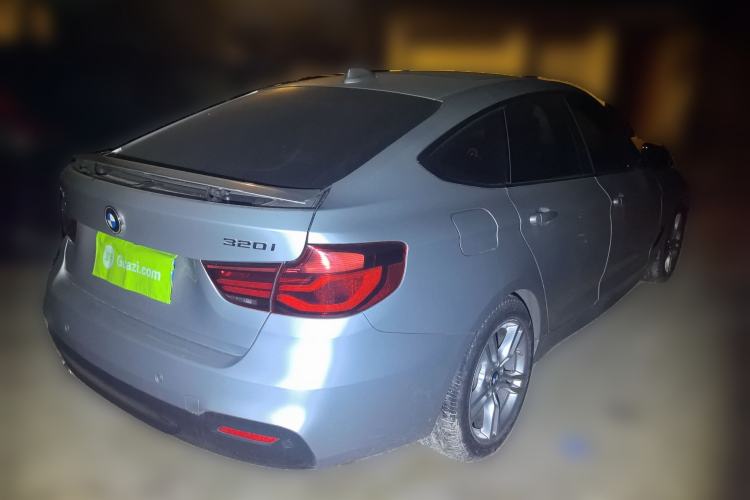 Used BMW 3 Series GT 2020 320i M Sport Package Rear Right 45 Deg