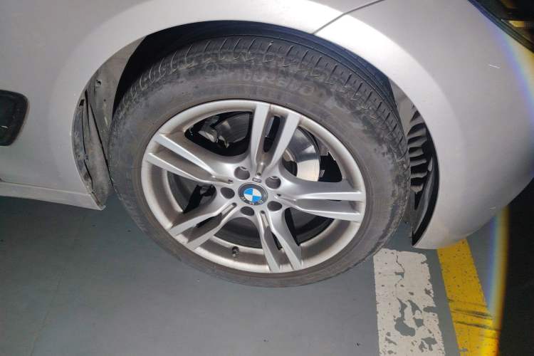 Used BMW 3 Series GT 2020 320i M Sport Package Right Front Wheel Hub