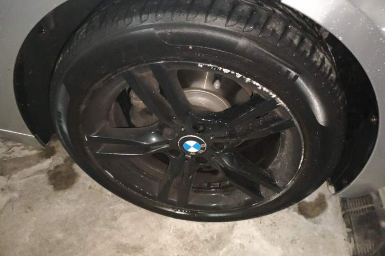 Used BMW 3 Series GT 2020 320i M Sport Package Right Front Wheel Hub