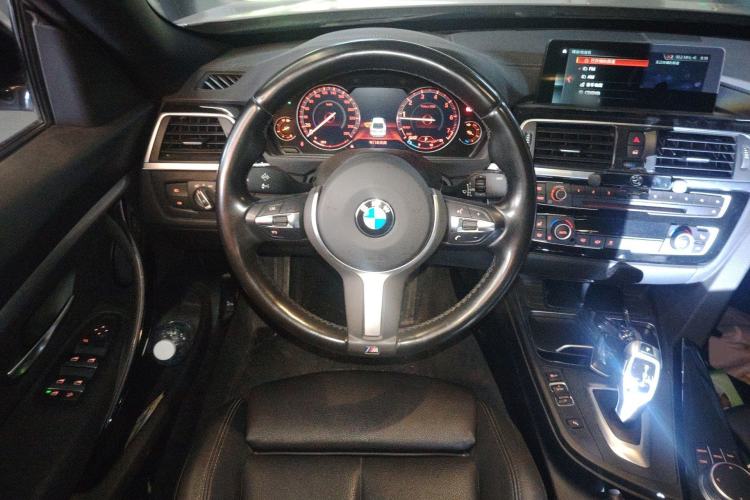 Used BMW 3 Series GT 2020 320i M Sport Package Steering Wheel
