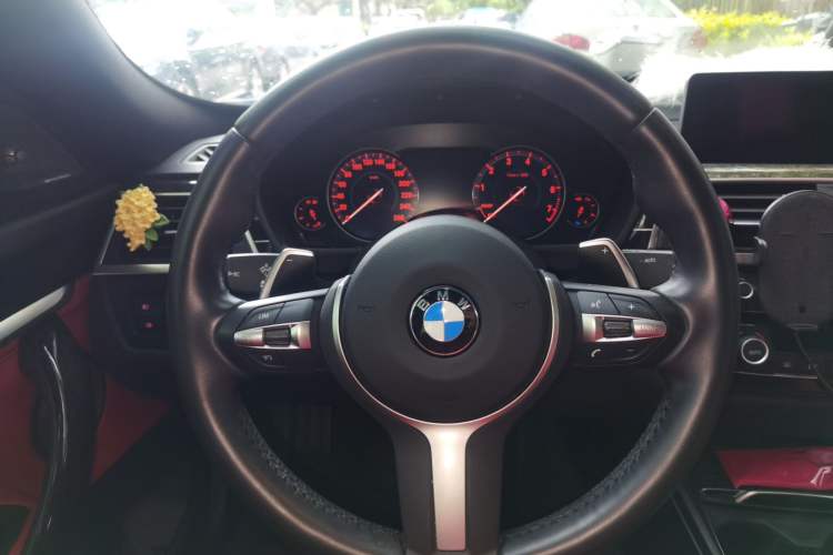 Used BMW 3 Series GT 2020 330i M Sport Night Edition Steering Wheel