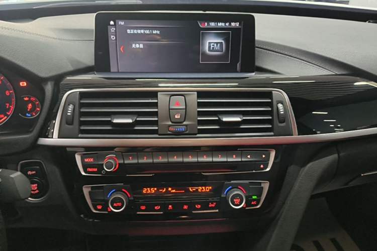 Used BMW 3 Series GT 2020 320i M Sport Night Edition Audio And AC Panel