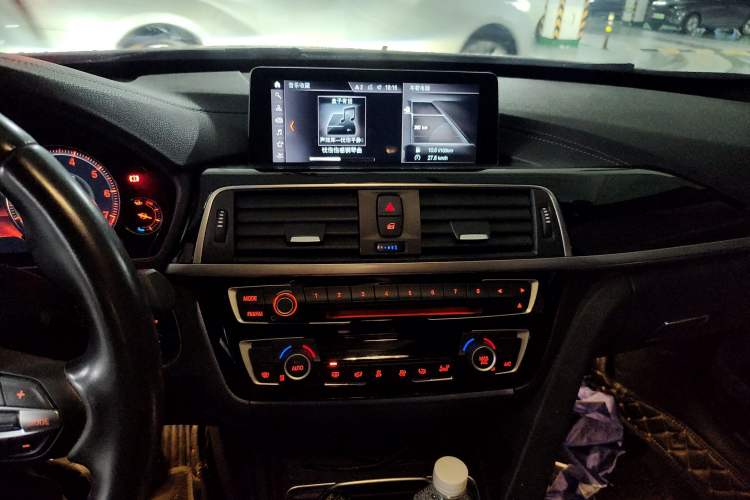 Used BMW 3 Series GT 2020 320i M Sport Package Audio And AC Panel