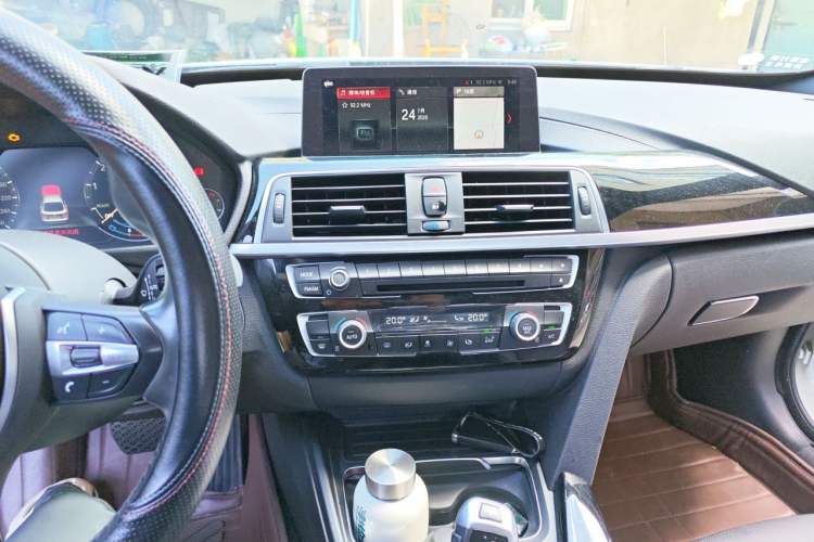 Used BMW 3 Series GT 2020 320i M Sport Package Audio And AC Panel