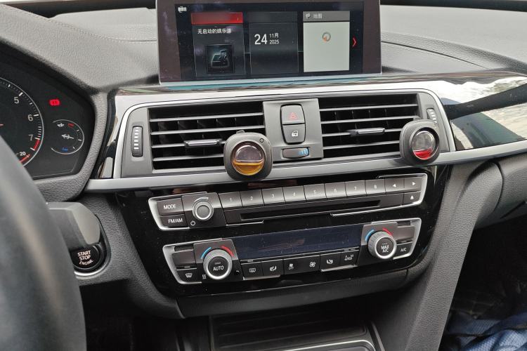 Used BMW 3 Series GT 2020 320i M Sport Package Audio And AC Panel
