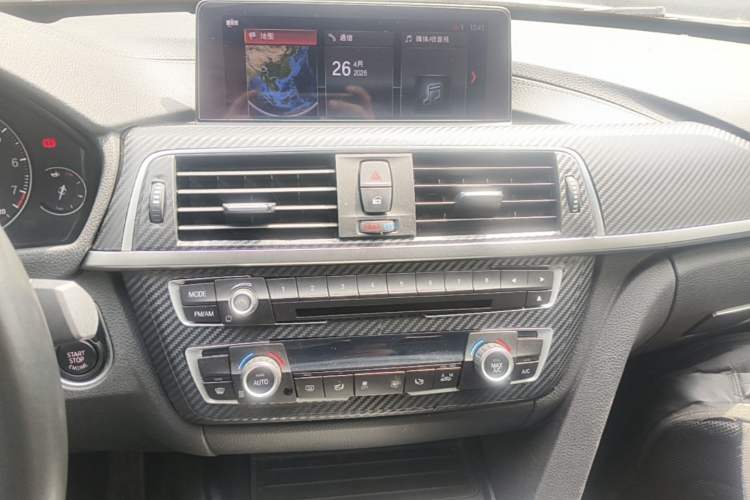 Used BMW 3 Series GT 2020 320i M Sport Package Audio And AC Panel