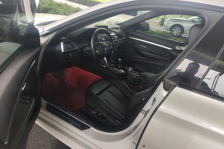 Used BMW 3 Series GT 2020 320i M Sport Package Driver Seat