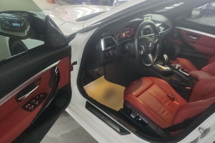 Used BMW 3 Series GT 2020 320i M Sport Night Edition Driver Seat
