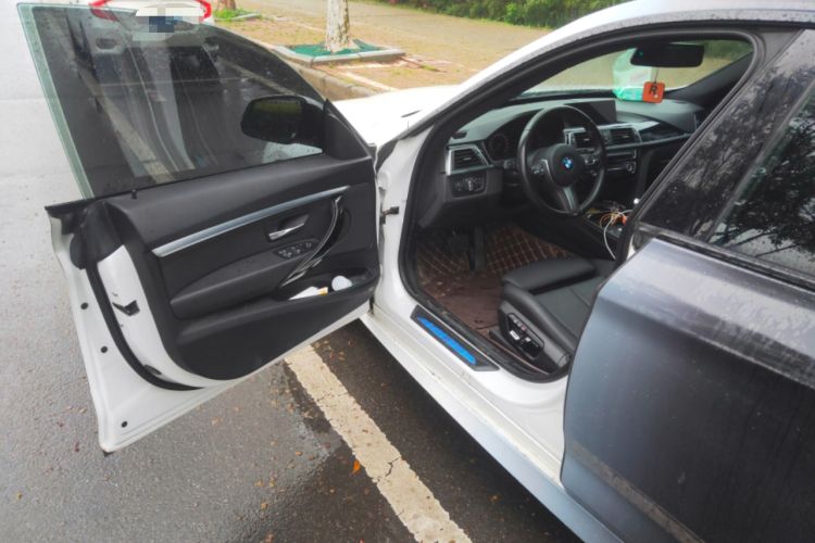 Used BMW 3 Series GT 2020 320i M Sport Package Driver Seat